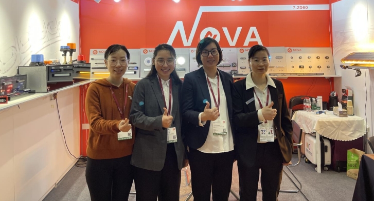 Figyelmeztető lámpa gyártó NOVA, Automechanika Shanghai